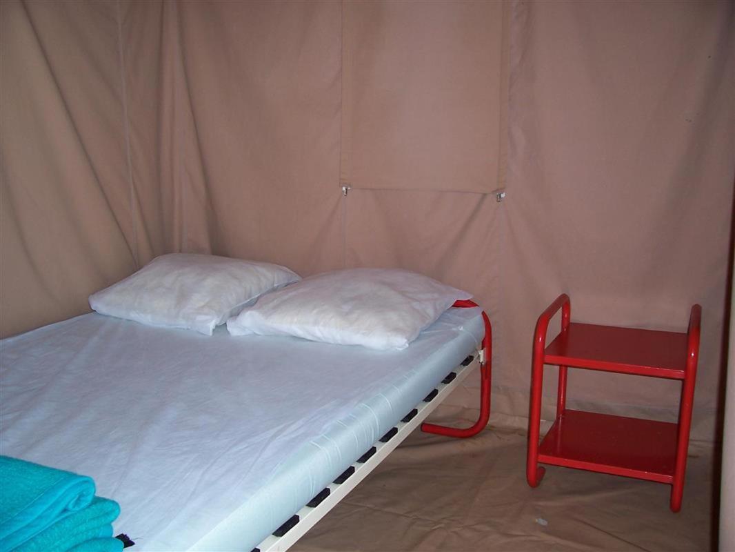 ホテル Camping Au Bois Dormant Chauffour-sur-Vell エクステリア 写真
