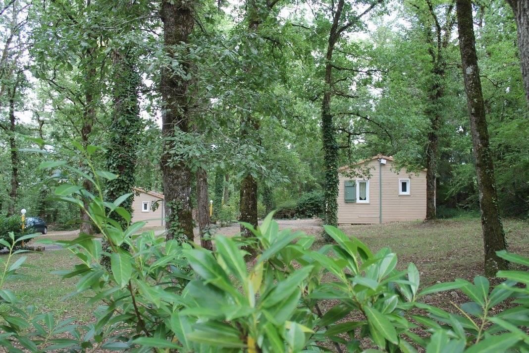 ホテル Camping Au Bois Dormant Chauffour-sur-Vell エクステリア 写真