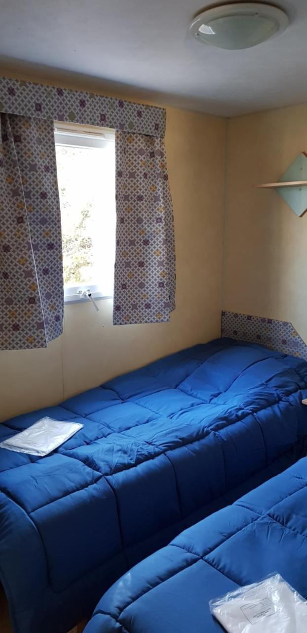 ホテル Camping Au Bois Dormant Chauffour-sur-Vell エクステリア 写真